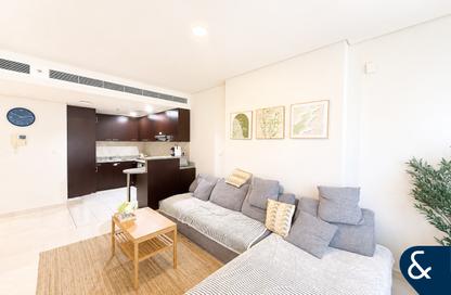 Apartment - 1 Bedroom - 2 Bathrooms for rent in Sky Gardens - DIFC - Dubai