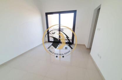 Townhouse - 3 - 4 for rent in Nasma Residence - Al Tai - Sharjah