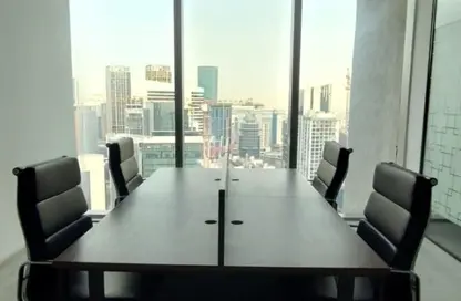 مكتب - غرفة نوم - 1 حمام للايجار في القمة - الخليج التجاري - دبي