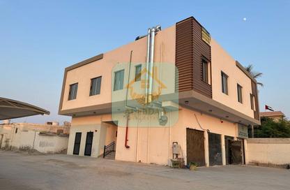 عمارة بالكامل - غرفة نوم - 2 حمامات للبيع في المعمورة - رأس الخيمة