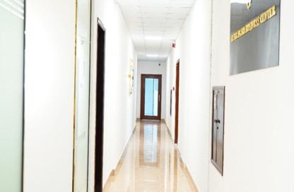 Business Centre - Studio - 2 Bathrooms for rent in Al Kazim Building - Karama Park Area - Al Karama - Dubai