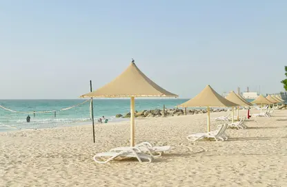 شقة - 3 غرف نوم - 4 حمامات للبيع في برج لا بلاج - الممزر - الشارقة - الشارقة