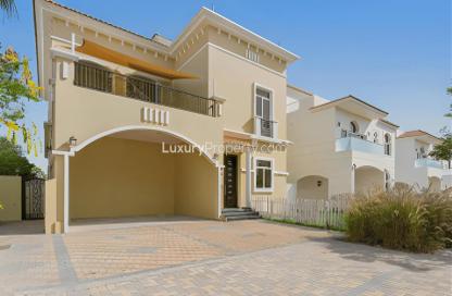 Villa - 4 Bedrooms - 5 Bathrooms for rent in The Centro - The Villa - Dubai