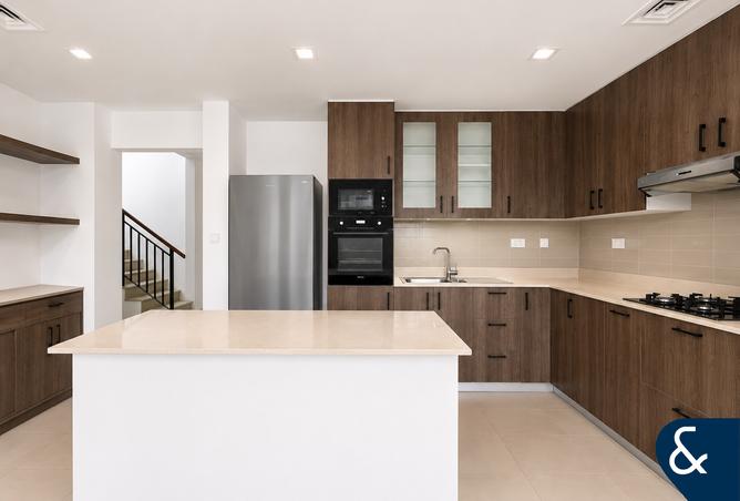 132483928 - Property Main Image