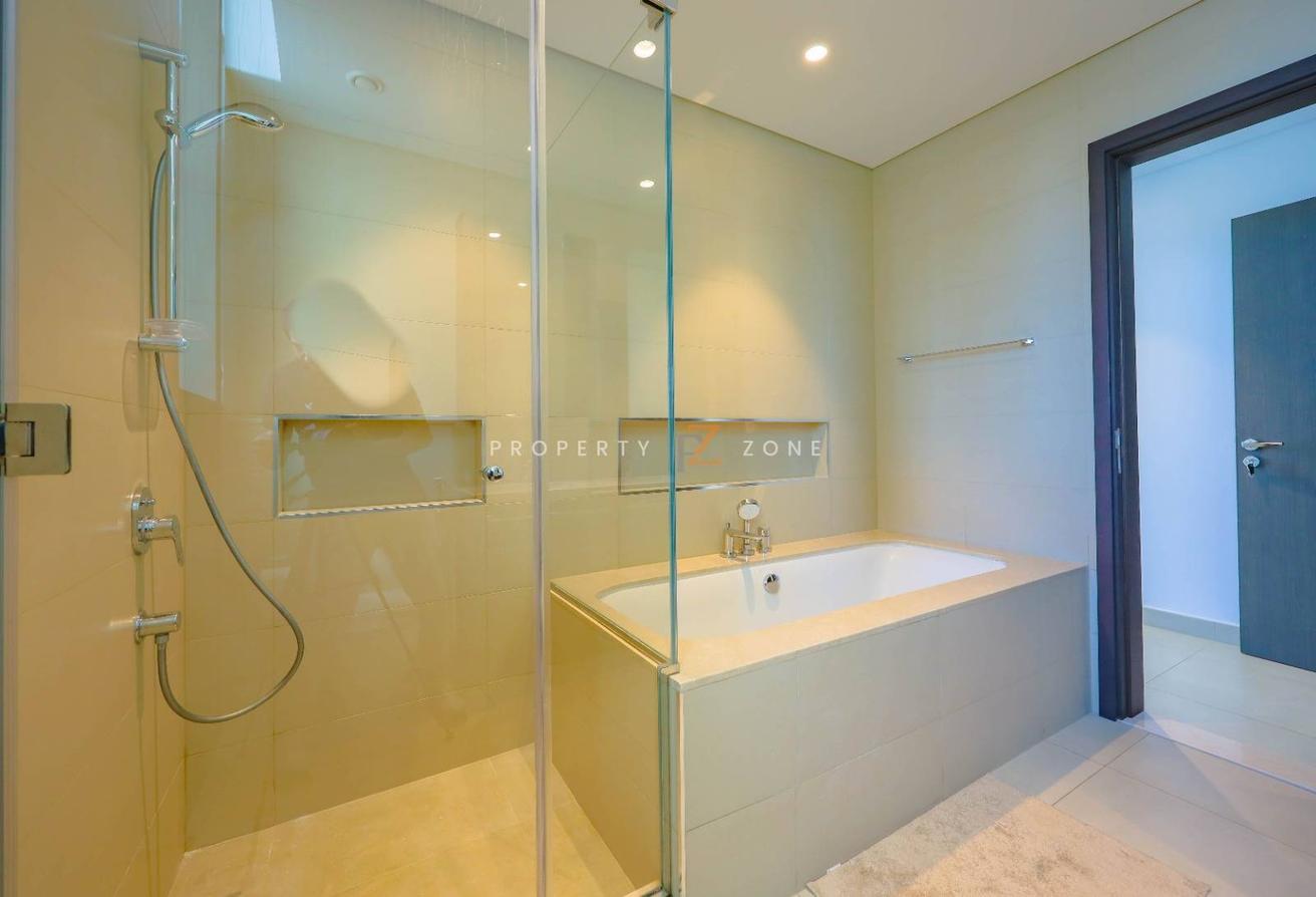 Dubai Mall connected | Luxury Furnished | View Now photo 17