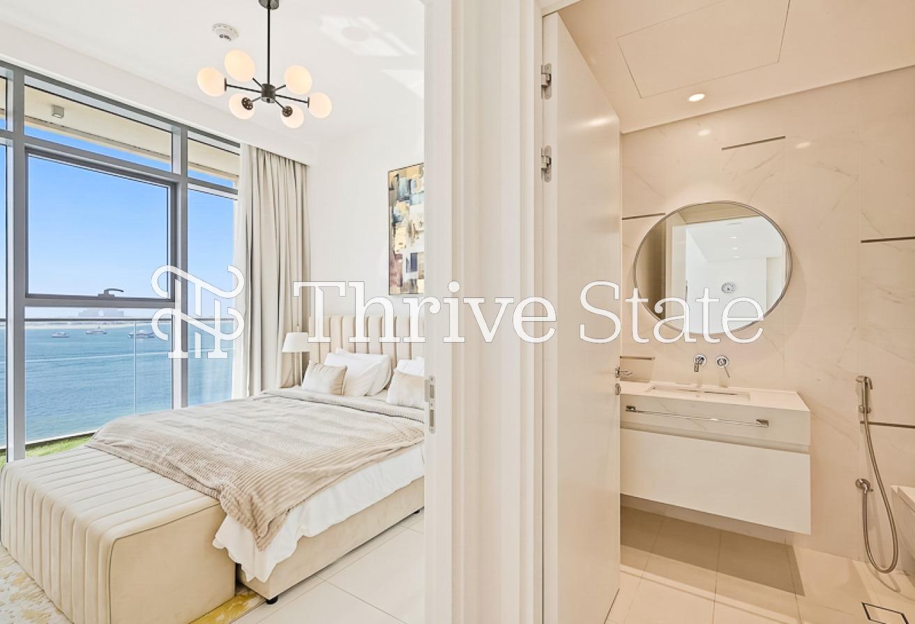 Furnished | Best Palm and Sea Views | Vacant photo 11