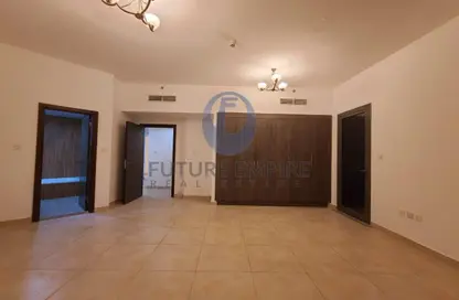 Apartment - 2 Bedrooms - 2 Bathrooms for rent in Al Jadaf Building - Al Jaddaf - Dubai