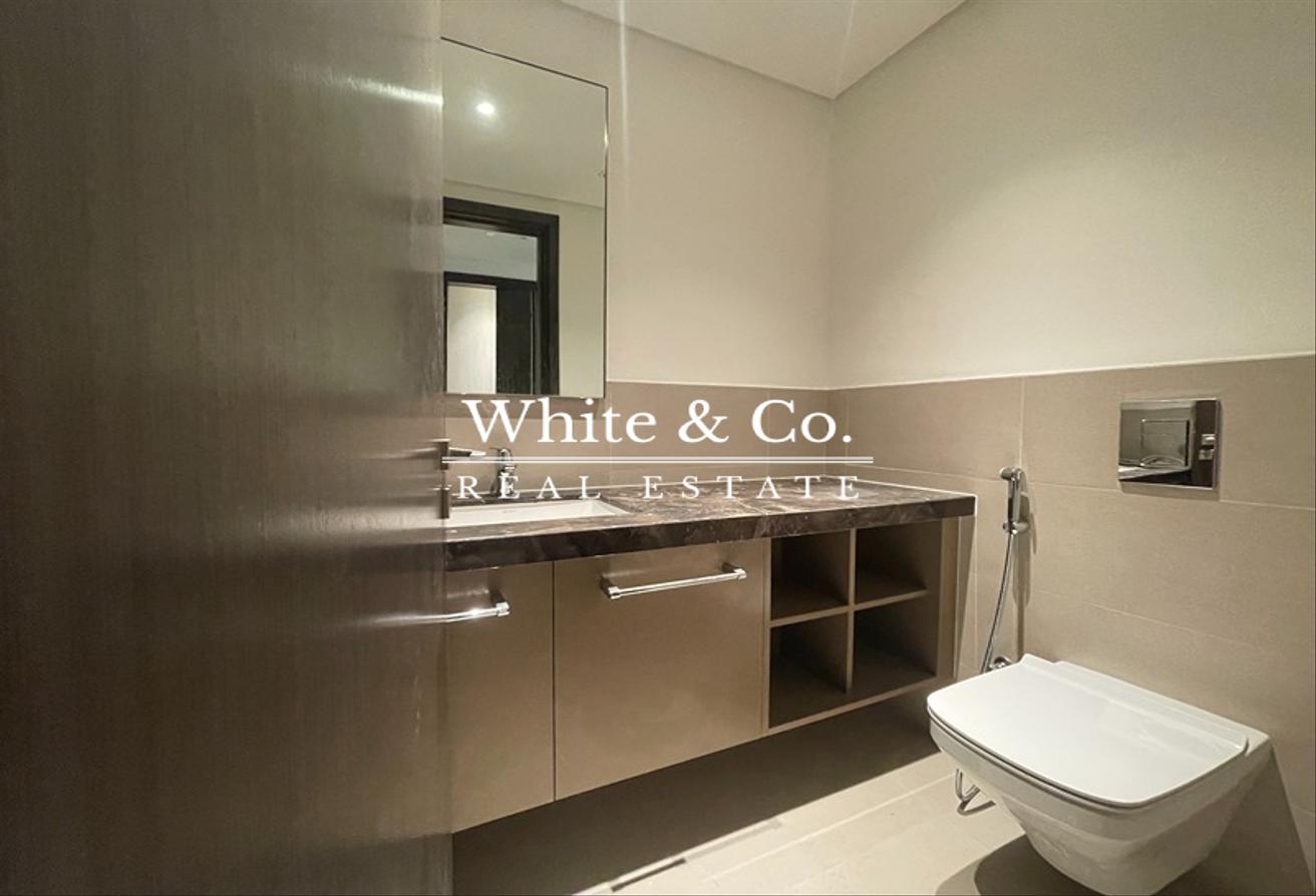 Vacant now | High Floor | 3 Bed + Maid photo 20