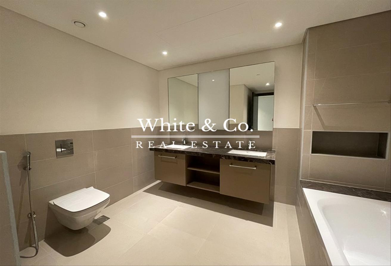 Vacant now | High Floor | 3 Bed + Maid photo 10