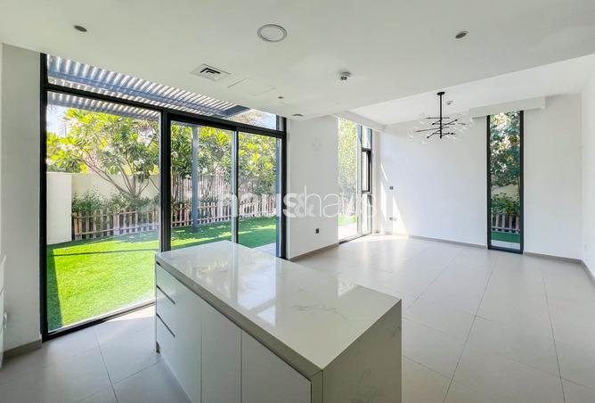 100822922 - Property Image 3