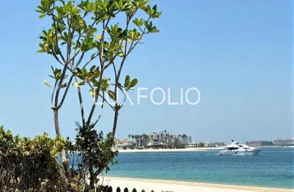 Villa - 5 Bedrooms - 6 Bathrooms for rent in Palma Residences - Palm Jumeirah - Dubai