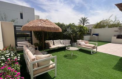 Townhouse - 4 - 4 for rent in Noor Townhouses - Town Square - Dubai