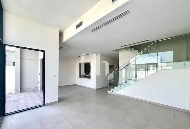158717108 - Property Image 3