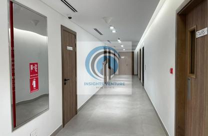 Apartment - Studio - 1 Bathroom for rent in DXB Tower - Sheikh Zayed Road - Dubai Apartment - Studio - 1 Bathroom for rent in DXB Tower - Sheikh Zayed Road - Dubai