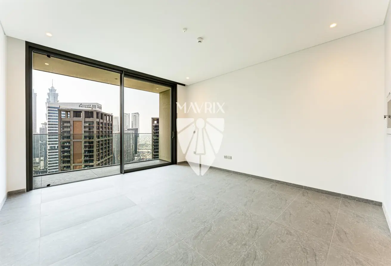 156200000 - Property Main Image