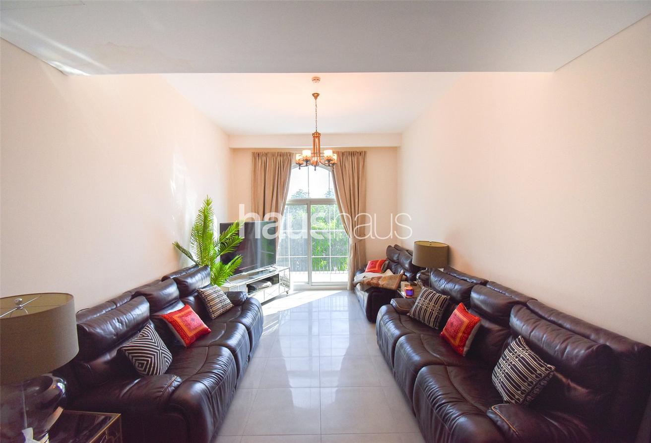 Available January | Family Villa | Close To Pool photo 12