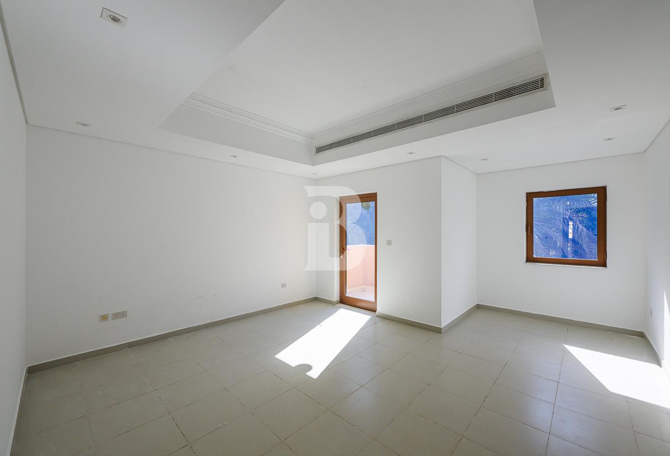 Largest Rare plot | Pool | Single row Villa photo 14