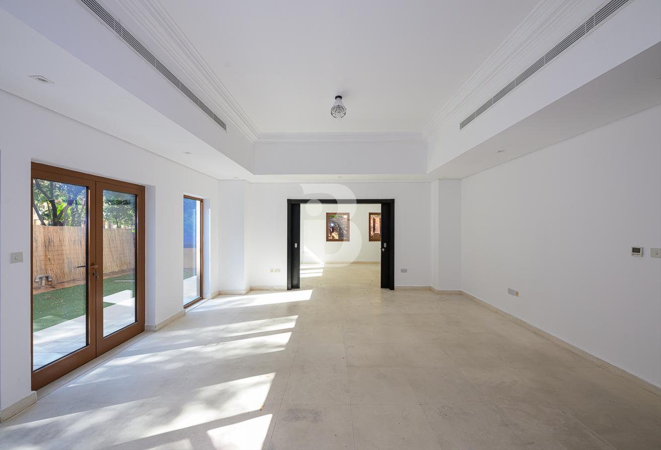 Largest Rare plot | Pool | Single row Villa photo 7