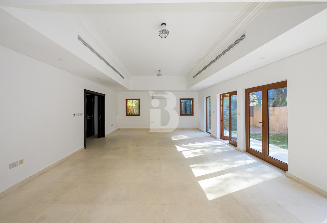 Largest Rare plot | Pool | Single row Villa photo 9
