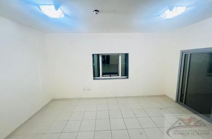 Apartment - 2 Bedrooms - 2 Bathrooms for rent in Muwailih Building - Muwaileh - Sharjah