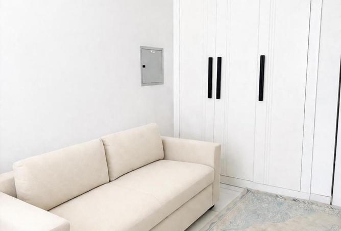 73846146 - Property Image 3