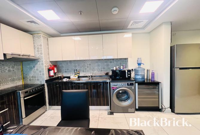 124293899 - Property Image 3