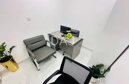 مكتب - غرفة نوم - 1 حمام للايجار في ريم ريزدنسي - الكرامة - دبي