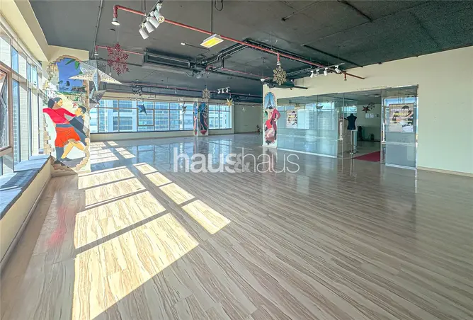129304128 - Property Image 2