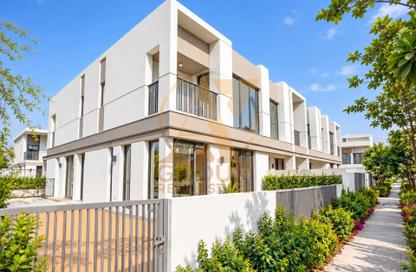 Townhouse - 4 - 5 for rent in Aura Gardens - Tilal Al Ghaf - Dubai