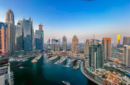 Apartment - 3 Bedrooms - 4 Bathrooms for rent in No.9 - Dubai Marina - Dubai