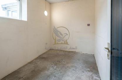 Warehouse - Studio - 1 Bathroom for rent in Industrial Area 18 - Sharjah Industrial Area - Sharjah