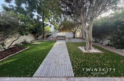 Villa - 2 Bedrooms - 2 Bathrooms for rent in Springs 3 - The Springs - Dubai