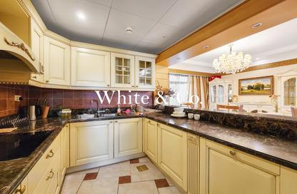 Apartment - 2 Bedrooms - 2 Bathrooms for sale in The Views 1 - The Views - Dubai