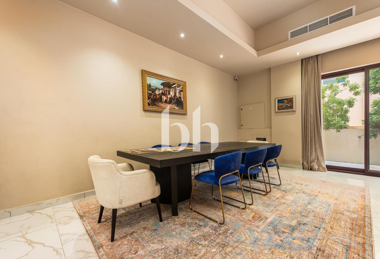 Bright 6BR Villa | Partly Furnished | Large Plot photo 16