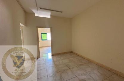 شقة - غرفة نوم - 1 حمام للايجار في برج الممزر - الممزر - الشارقة - الشارقة