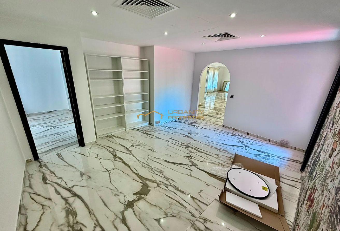 Spacious 4BR Ground Floor Villa | Prime Jumeirah 1 photo 10