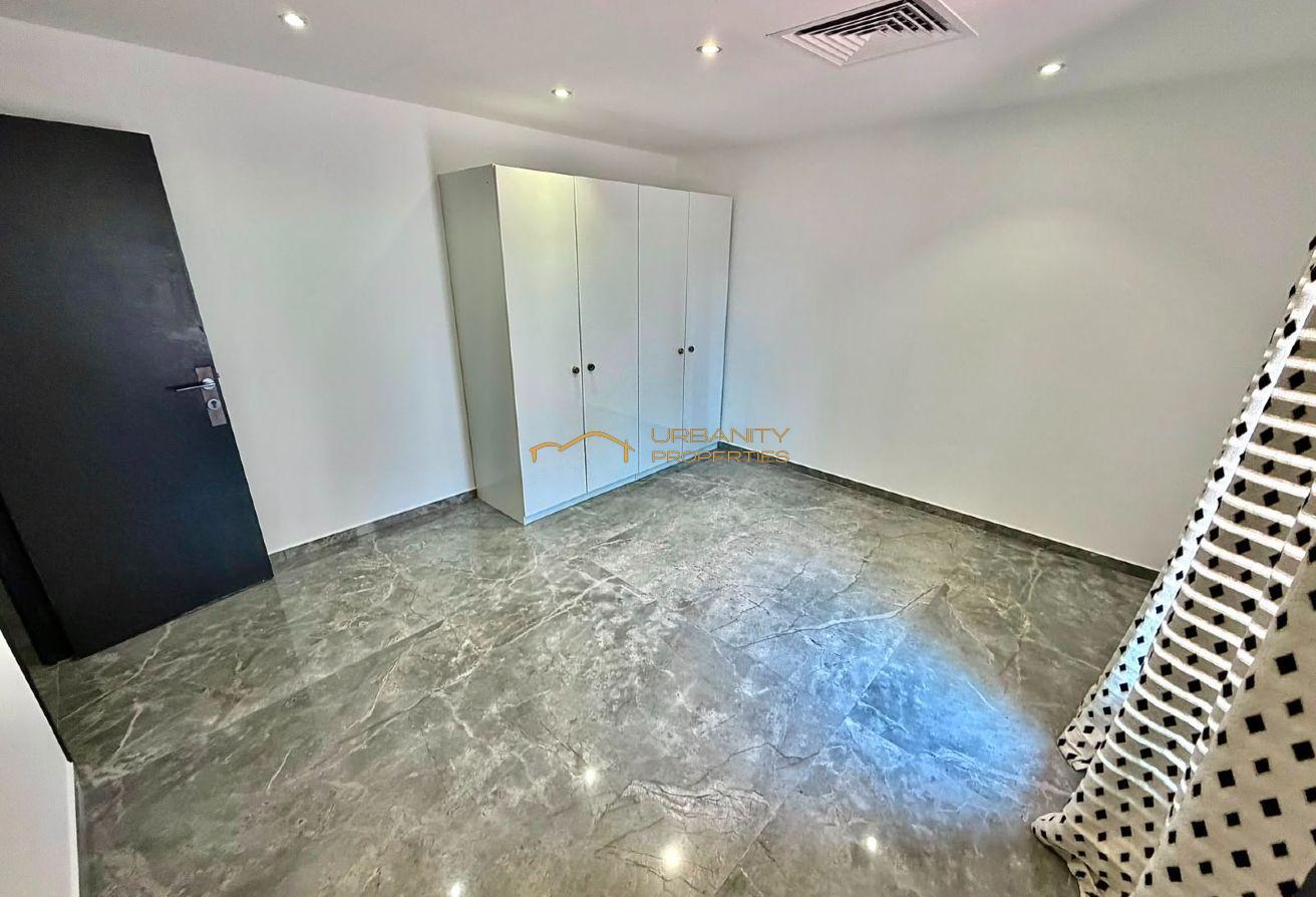 Spacious 4BR Ground Floor Villa | Prime Jumeirah 1 photo 12