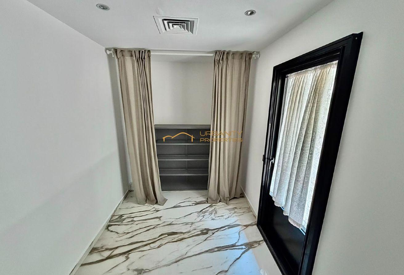 Spacious 4BR Ground Floor Villa | Prime Jumeirah 1 photo 21