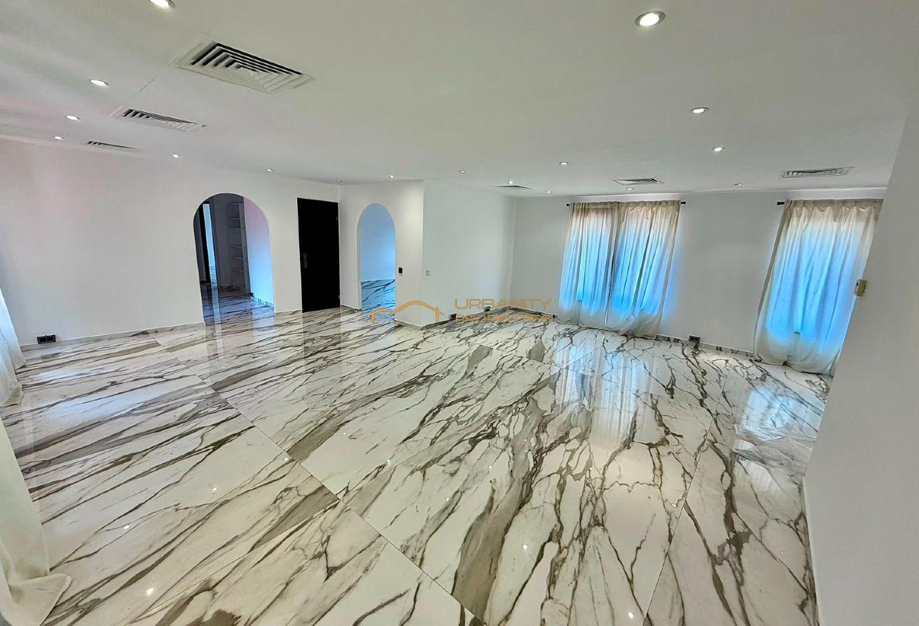 Spacious 4BR Ground Floor Villa | Prime Jumeirah 1 photo 5