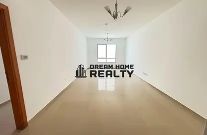 Apartment - 1 Bedroom - 2 Bathrooms for rent in New Al Taawun Road - Al Taawun - Sharjah
