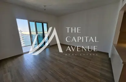 Apartment - 2 Bedrooms - 2 Bathrooms for rent in Waters Edge - Yas Island - Abu Dhabi