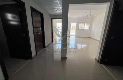 Apartment - 1 - 2 for rent in Al Qulaya'ah - Al Sharq - Sharjah Apartment - 1 - 2 for rent in Al Qulaya'ah - Al Sharq - Sharjah