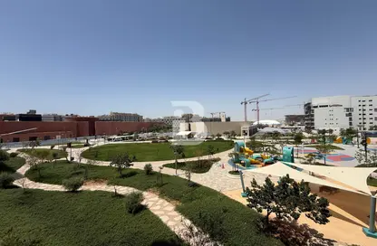 Duplex - 2 Bedrooms - 3 Bathrooms for rent in Oasis 2 - Oasis Residences - Masdar City - Abu Dhabi