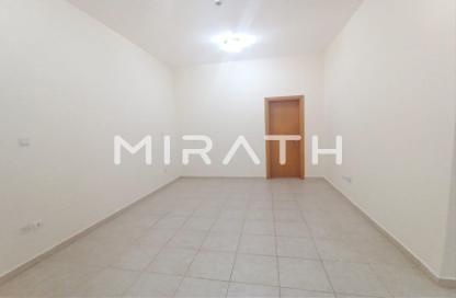 Apartment - Studio - 1 for rent in Abdul Rahim Mohd Al Zarooni Building - Al Mankhool - Bur Dubai - Dubai