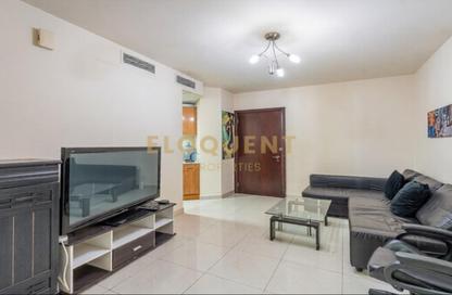 Apartment - 1 - 1 for rent in New Dubai Gate 1 - JLT Cluster Q - Jumeirah Lake Towers - Dubai
