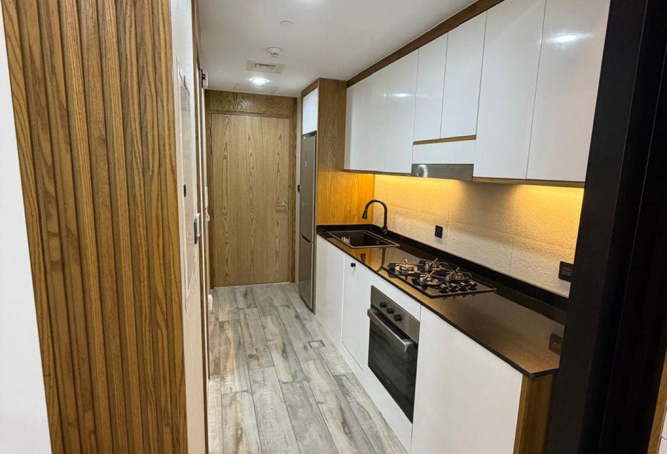 Renovated Modern Furnished Studio photo 4