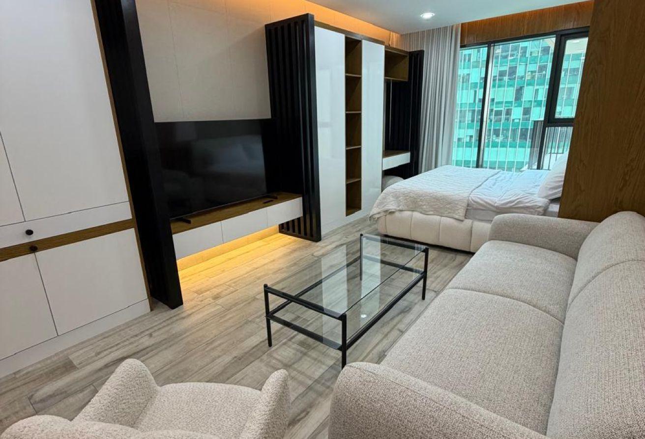 Renovated Modern Furnished Studio photo 19
