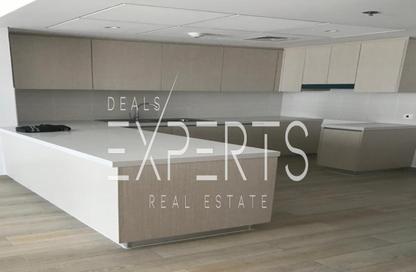 Apartment - 2 - 2 for rent in Waters Edge - Yas Island - Abu Dhabi