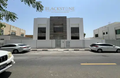 فيلا - 4 غرف نوم - 5 حمامات للايجار في فلل الجميرا 1 - جميرا 1 - جميرا - دبي