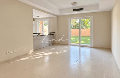 Townhouse - 2 - 2 for rent in Springs 1 - The Springs - Dubai
